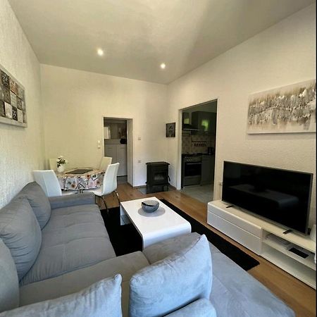 Apartment Eva Póla Kültér fotó