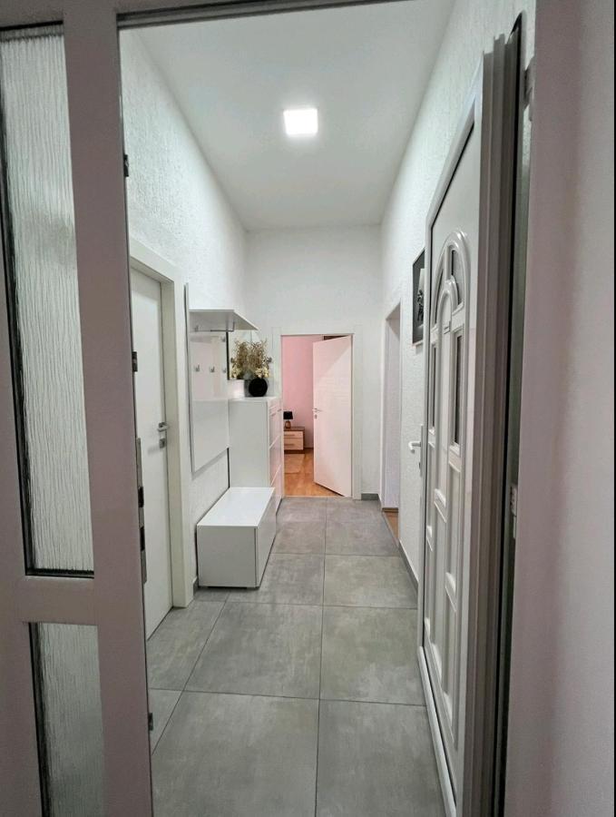 Apartment Eva Póla Kültér fotó