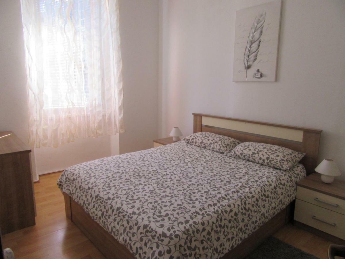 Apartment Eva Póla Kültér fotó